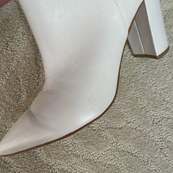 Marc Fisher LTD UNANA Bootie - Picture 9 of 11